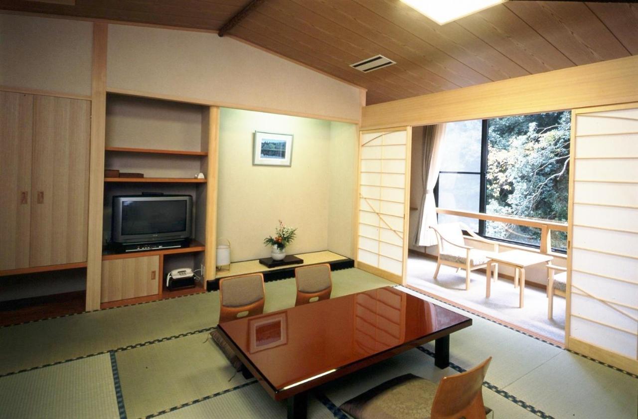 Kouraku Hotel Misasa ภายนอก รูปภาพ